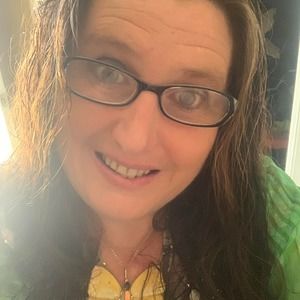 Meet your Posher, Tanya maree